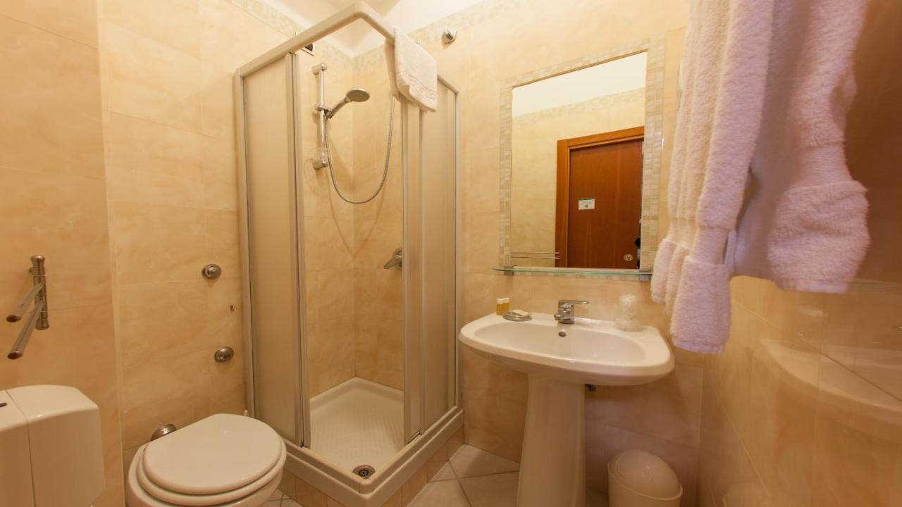Dama Private Rooms Roma Exterior foto